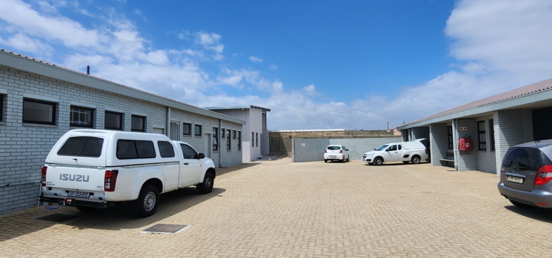 To Let commercial Property for Rent in Phoenix Western Cape